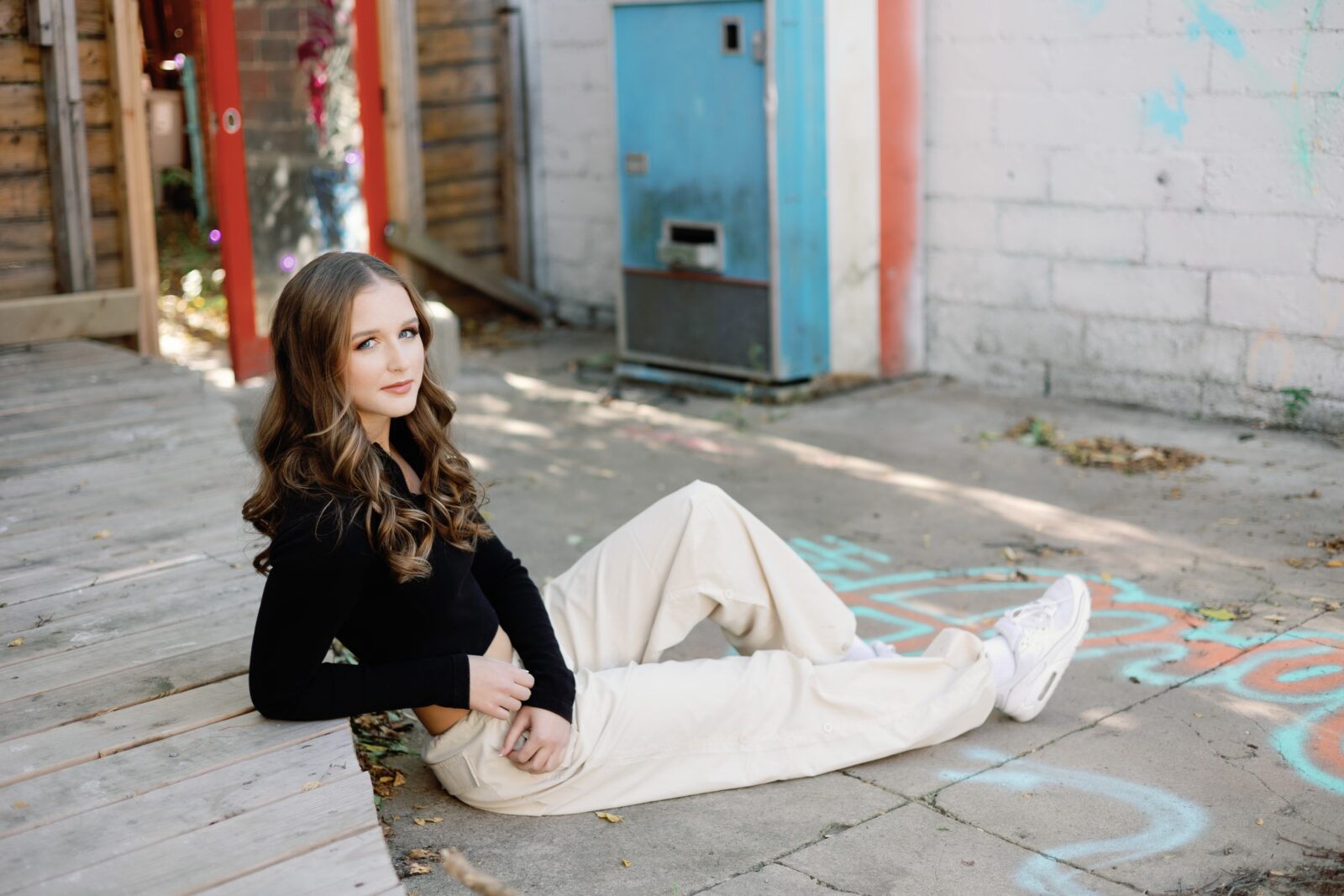 shay-s-senior-pictures-at-fountain-square-in-indianapolis-monette